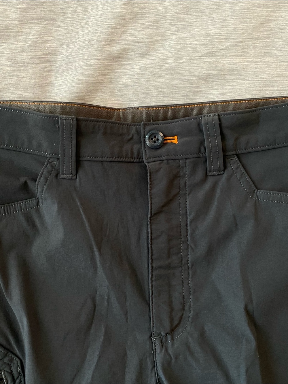 Eddie Bauer Men's Cargo Pants Size 33 X 30 Color Dark Gray - Picture 3 of 9